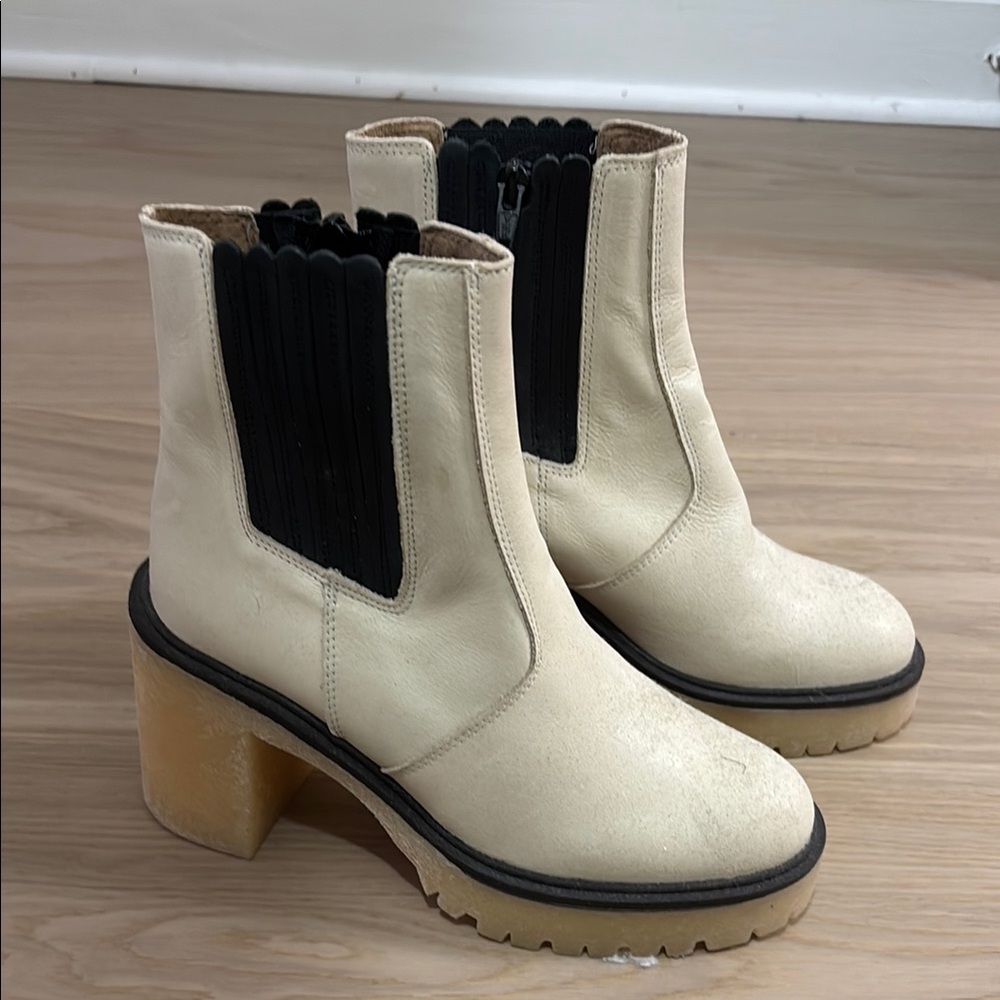 Women's Cream Ankle Boots